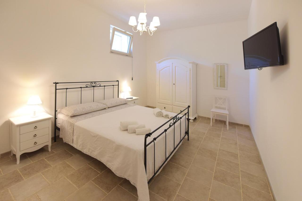 Dimora Torre Bianca Villa Ostuni Buitenkant foto